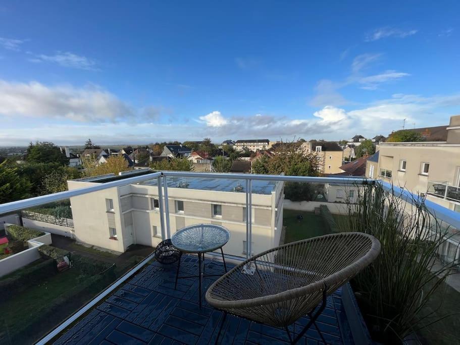 Apartament Dahlia, Appt Cosy Avec Parking Et Balcon Caen Zewnętrze zdjęcie
